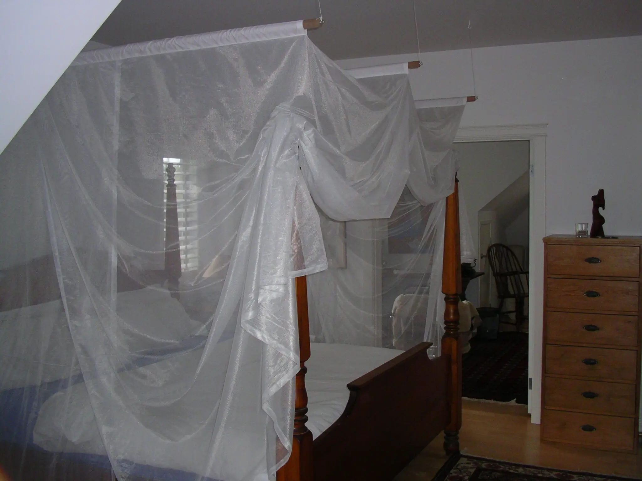 Swiss Shield Daylite EMF Bed Canopy  - Sides Closed